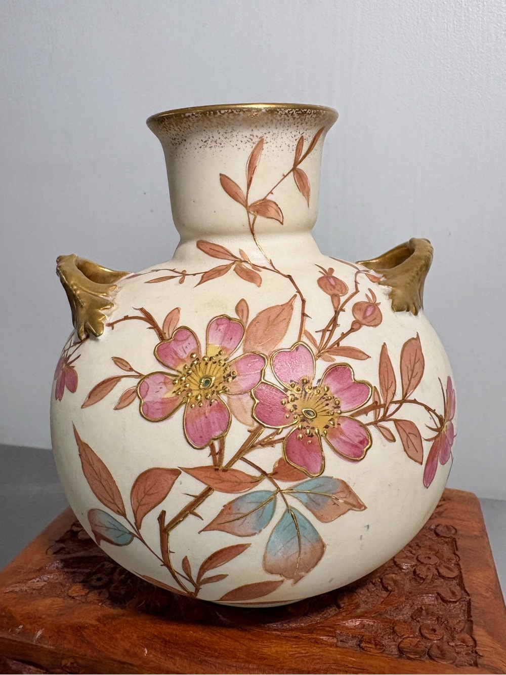 Pointons Stoke on Trent antique small handpainted round vase c. 1883-1916